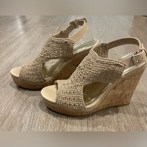 Audrey Brooke Walta wedge sandal, tan, size 8.5
